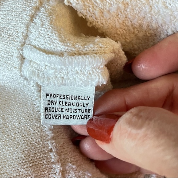 St.John Collection by Marie Gray boucle ivory ladies jacket size 10 - Picture 13 of 13